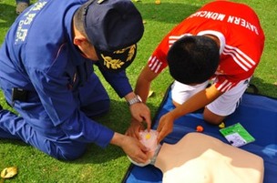 応急救護訓練の写真
