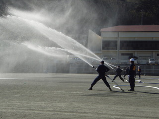 写真：放水の様子